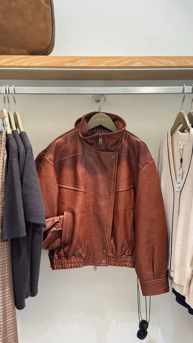 It’s time to refresh your wardrobe, and there’s no better place than @reiss 🧥

With gorgeous new leather jackets, burgundy’s, co-ords and more, the new Autumn Winter collection is a must-see!

Visit them in Victoria Quarter✨