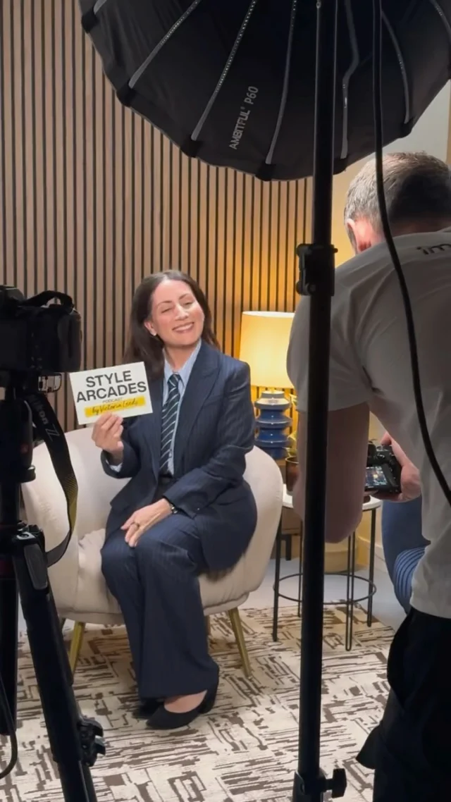 Retinol, collagen, spf… all of your skincare FAQ’s answered in episode 13 of @stylearcadespodcast 🧴

Launching on the 22nd April, join @michelleeagletonofficial for our next podcast episode as she chats to @thisisyorkshirebeauty ‘s Dr Lubna and the incredible @skincarewithcalum from @kiehls !

If you want to learn more about longevity, red light therapy, collagen and more- follow @stylearcadespodcast to be notified when the episode drops✨