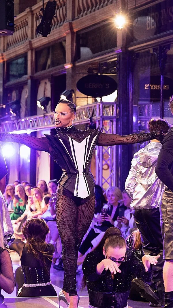 If you haven’t heard already- where have you been?
Fashion Week is back in Victoria Leeds, and this year is better than ever! 👡

Only a few standing tickets remain- click the link in our bio to secure yours and learn more about the week✨