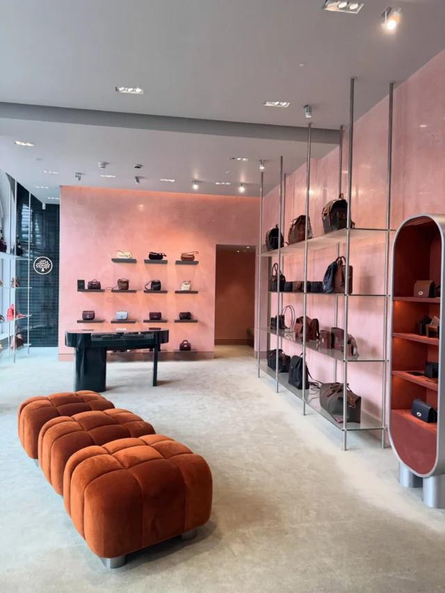 The @mulberryengland summer sale has never looked so good 👜

Here’s our favourite finds from their Victoria Quarter store.