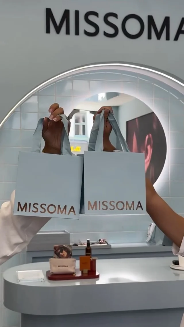 Grab your bestie and head to @missomalondon 

Between the 30th July - 2nd August you can get 30% off selected welded chains and charms when purchased together, to celebrate National Friendship Day.

Visit the Victoria Quarter store or book through the link in our bio!